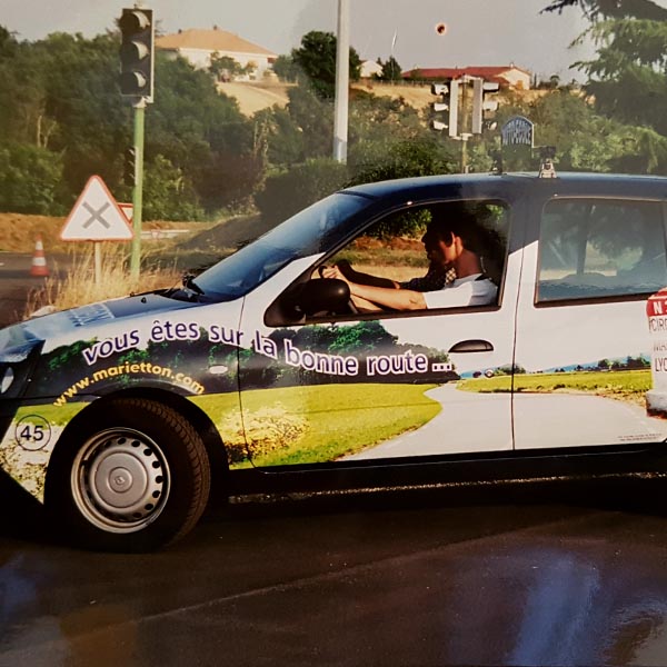 Auto ecole marietton lyon voiture 2000