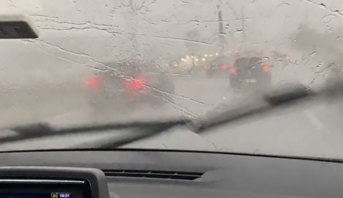 Conduire par temps d'orage